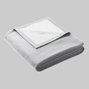 Oversized Core Fleece Sweatshirt Blanket